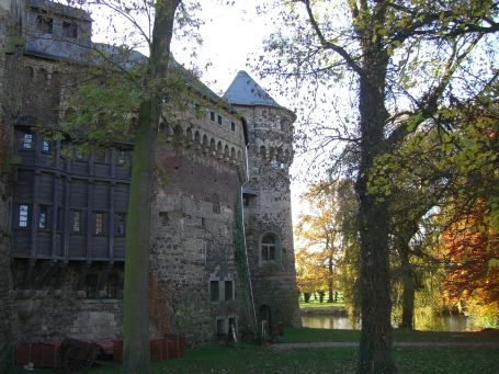 Grevenbroich : Schloss Hülchrath